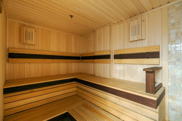 sauna-24A9E3A73-7B9E-D221-FD00-B70DA1FF6D90.jpg